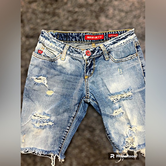 Miss Sixty Jeans Ripped Distressed Jean Shorts - 24 - Picture 10 of 16
